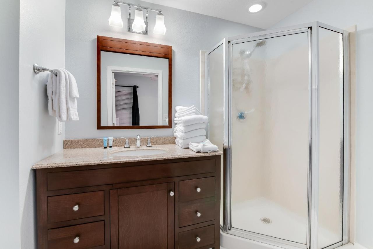 Hotel Tidewater 114
